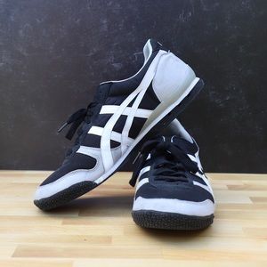 Onitsuka Tiger Ultimate 81